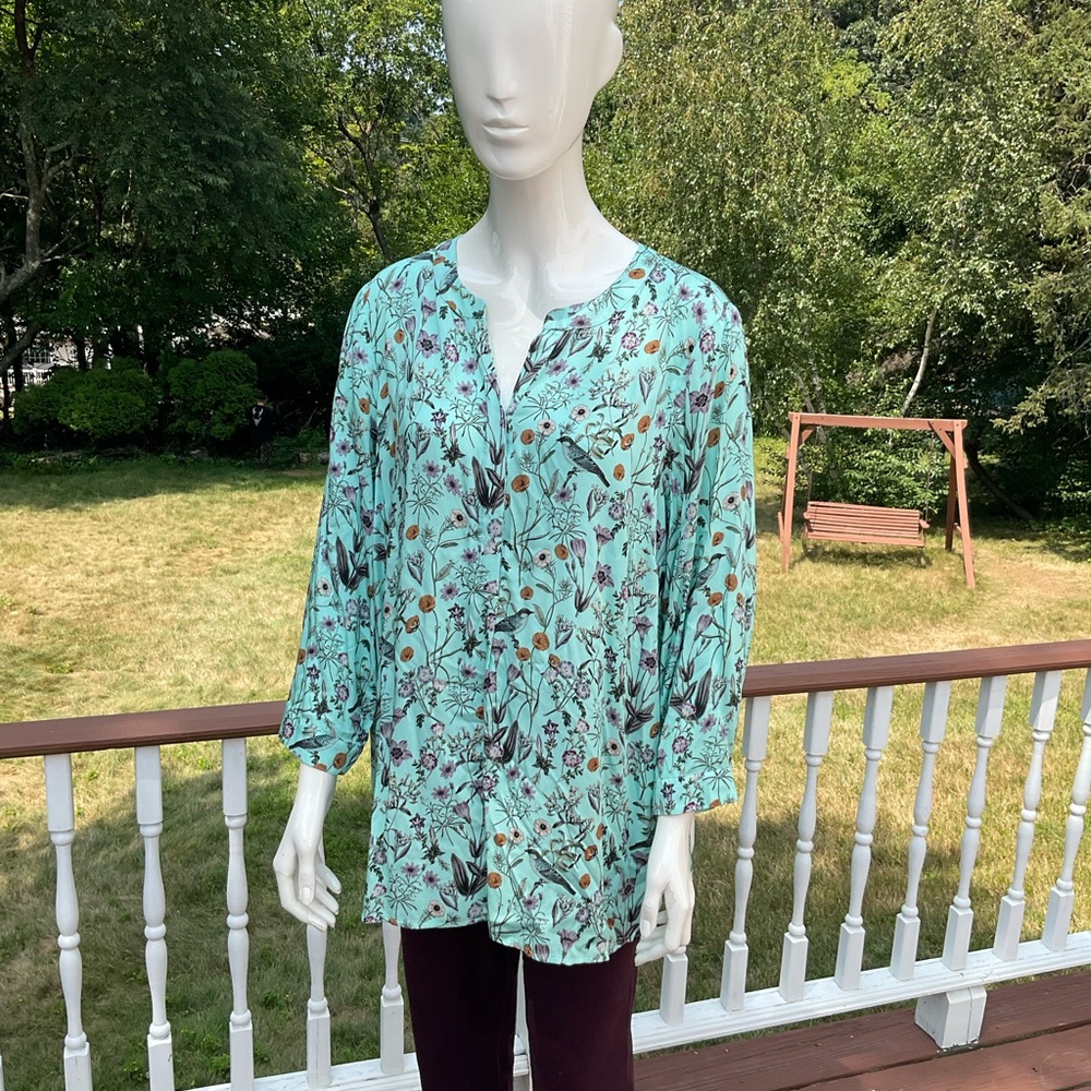 Tall. Large . Aqua printed Women's Top - Turquoise/